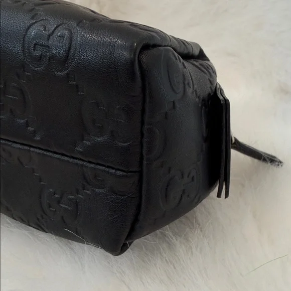 Gucci Black Embossed leather Toiletry Bag - Picture 5 of 13